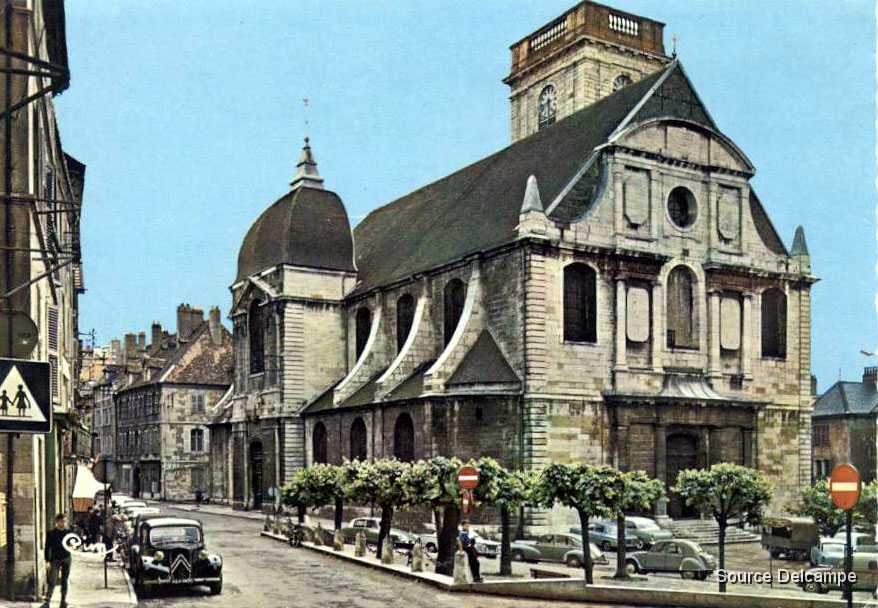 70 Vesoul l Eglise.jpg